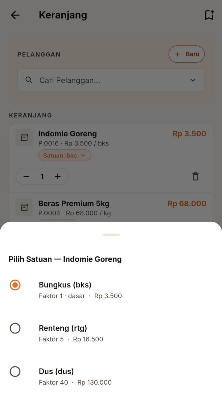 Pemilih satuan Indomie Goreng: bungkus Rp 3.500, renteng faktor 5 Rp 16.500, dus faktor 40 Rp 130.000.