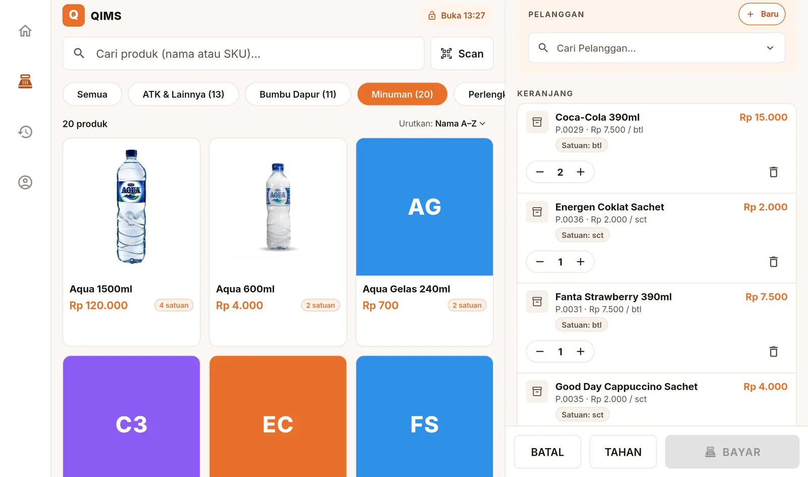 Kasir QIMS di tablet: kisi produk minuman di kiri dan keranjang berisi empat barang di kanan.